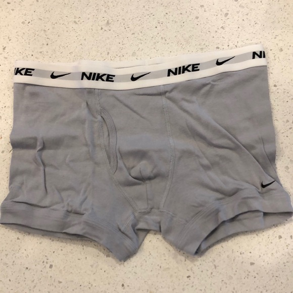 Nike grey trunks large - Picture 1 of 2
